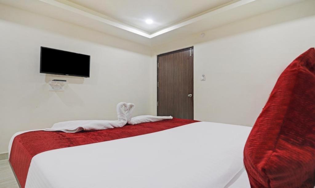 Hotel Bright Airport Zone Shamshabad Zewnętrze zdjęcie